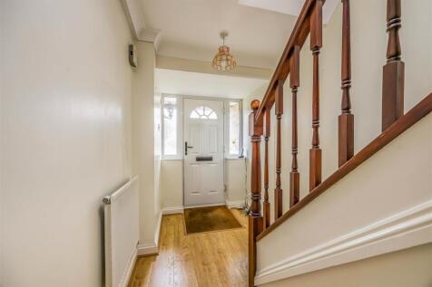 4 Storrington Road, Clanfield-Small-PorticoMarketi