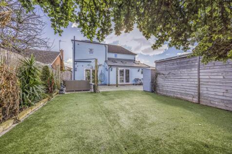 The Shambles, Selsmore Road, Hayling Island-Portic
