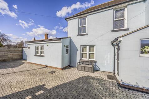 The Shambles, Selsmore Road, Hayling Island-Portic