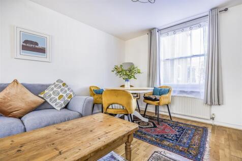 8 Elmleigh House, 19 Leigh Road, Havant-PorticoMar