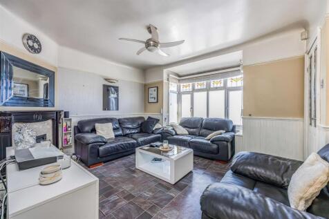 26 Queens Grove, Waterlooville-Small-PorticoMarket