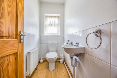 26 Queens Grove, Waterlooville-Small-PorticoMarket