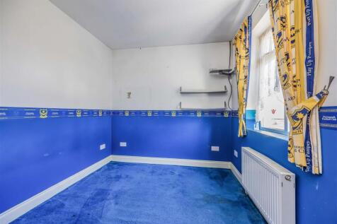 26 Queens Grove, Waterlooville-Small-PorticoMarket