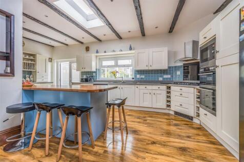 42 Haslemere Road, Southsea-Small-PorticoMarketing