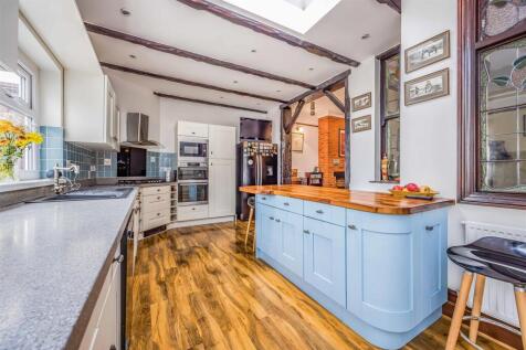 42 Haslemere Road, Southsea-Small-PorticoMarketing