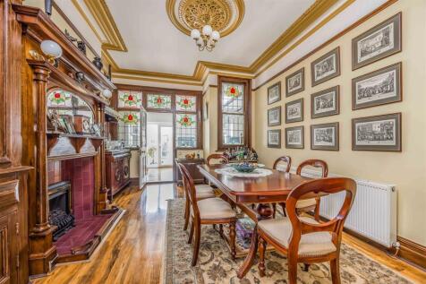 42 Haslemere Road, Southsea-Small-PorticoMarketing