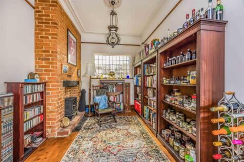 42 Haslemere Road, Southsea-Small-PorticoMarketing