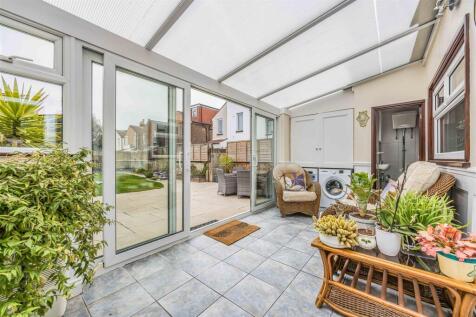 42 Haslemere Road, Southsea-Small-PorticoMarketing