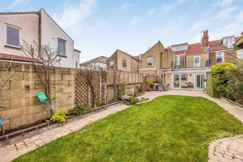 42 Haslemere Road, Southsea-Small-PorticoMarketing