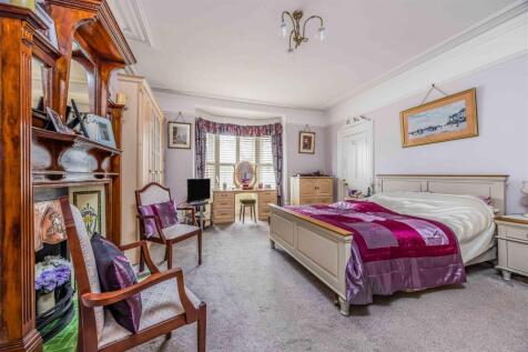 42 Haslemere Road, Southsea-Small-PorticoMarketing