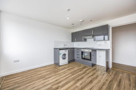 Flat 17, 29-31 Kingston Crescent, Portsmouth-Porti