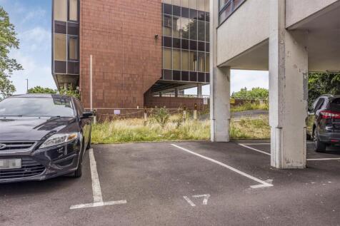 Flat 17, 29-31 Kingston Crescent, Portsmouth-Porti