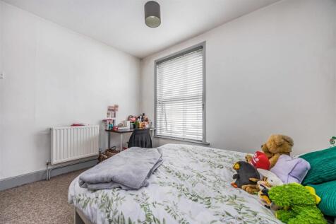 42 Talbot Road, Southsea-Small-PorticoMarketing-Ne