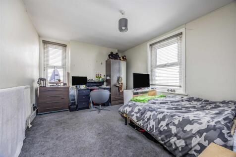 59 Waverley Road, Southsea-Small-PorticoMarketing-