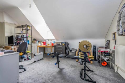 59 Waverley Road, Southsea-Small-PorticoMarketing-