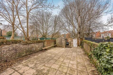 59 Waverley Road, Southsea-Small-PorticoMarketing-
