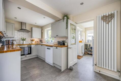 20 Paddock End, Denmead Internals-Small-PorticoMar