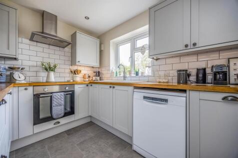 20 Paddock End, Denmead Internals-Small-PorticoMar