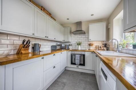 20 Paddock End, Denmead Internals-Small-PorticoMar