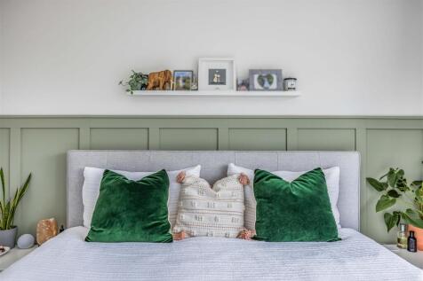 20 Paddock End, Denmead Internals-Small-PorticoMar
