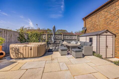 20 Paddock End, Denmead-Small-PorticoMarketing-Nex