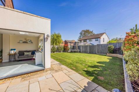 20 Paddock End, Denmead-Small-PorticoMarketing-Nex