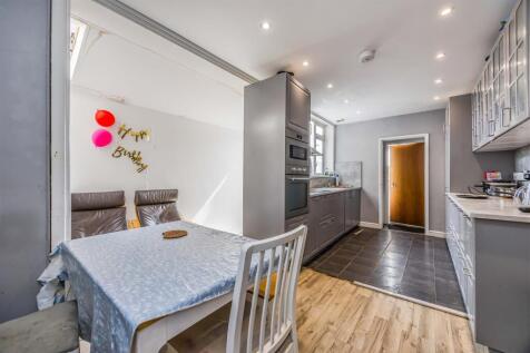 66 Manners Road, Southsea-Small-PorticoMarketing-N