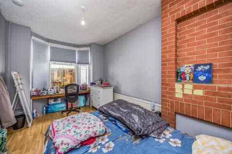 66 Manners Road, Southsea-Small-PorticoMarketing-N