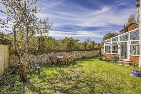 18 Cawley Road, Chichester-PorticoMarketing-Nexa-4