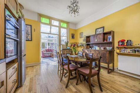 18 Cawley Road, Chichester-PorticoMarketing-Nexa-1