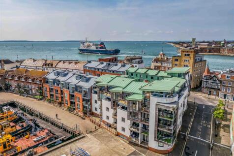 16 Seagers Court-Aerials-Small-PorticoMarketing-Ne
