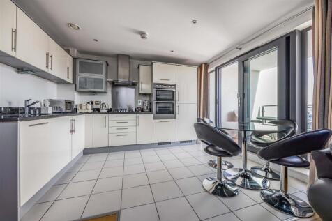 16 Seagers Court, Old Portsmouth-Small-PorticoMark