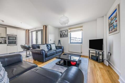 16 Seagers Court, Old Portsmouth-Small-PorticoMark