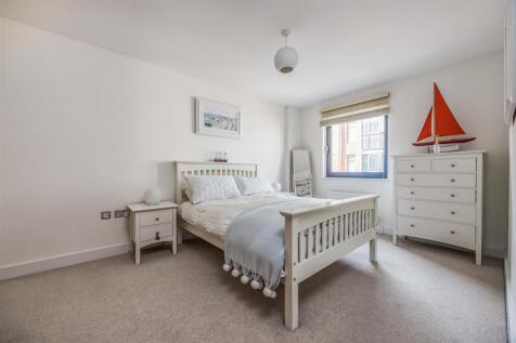 16 Seagers Court, Old Portsmouth-Small-PorticoMark