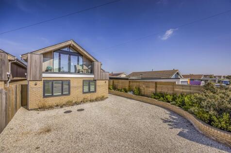 45 East Bracklesham Drive, Bracklesham Bay-Portico
