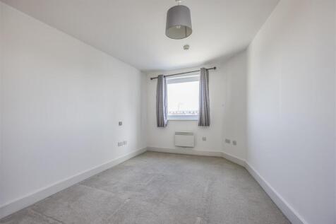 19 Centurion Court, Gunwharf Quays, Portsmouth-Por