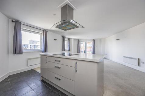 19 Centurion Court, Gunwharf Quays, Portsmouth-Por