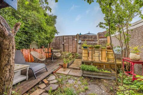 162 Brockhurst Road, Gosport-Small-PorticoMarketin
