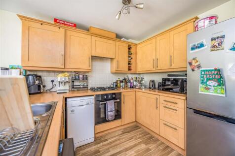 7 Baxendale Road, Chichester-Small-PorticoMarketin