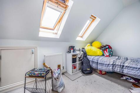 7 Baxendale Road, Chichester-Small-PorticoMarketin