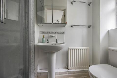 12 Lowland Road, Denmead-Small-PorticoMarketing-Ne