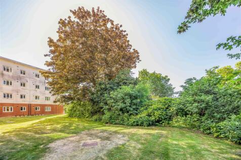 42 Gisors Road, Milton-Small-PorticoMarketing-Nexa