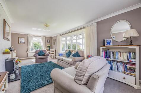 32 Maybush Drive, Emsworth-PorticoMarketing-Nexa-2