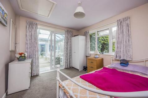 32 Maybush Drive, Emsworth-PorticoMarketing-Nexa-2