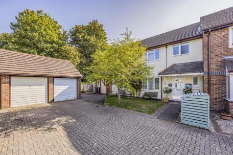 10 Malvern Mews, Emsworth-PorticoMarketing-Treagus