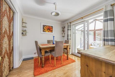 10 Malvern Mews, Emsworth-PorticoMarketing-Treagus