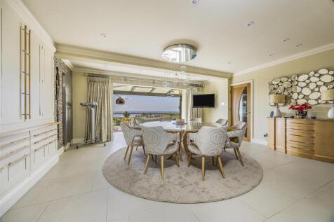 Portsdown Lodge, Skew Road, Portchester-PorticoMar