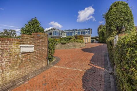Portsdown Lodge, Skew Road, Portchester-PorticoMar