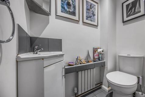 5 Collier Close, Southampton-Small-PorticoMarketin