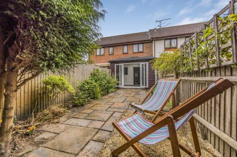 9 Belverdere Place, Petersfield-PorticoMarketing-N